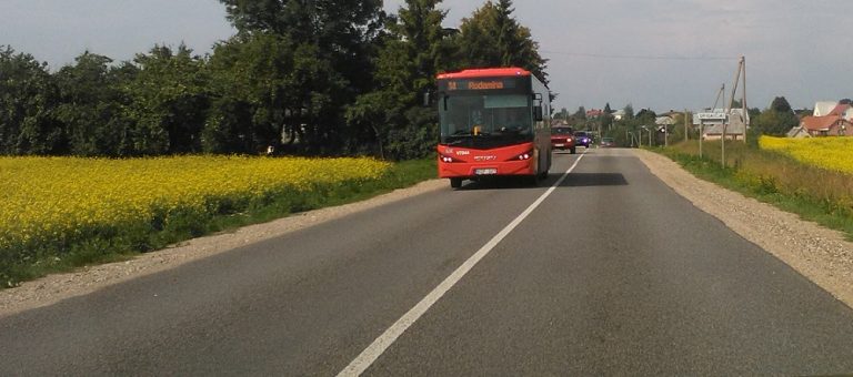 Rajono gyventojai džiaugiasi nauju priemiestinio autobuso maršrutu