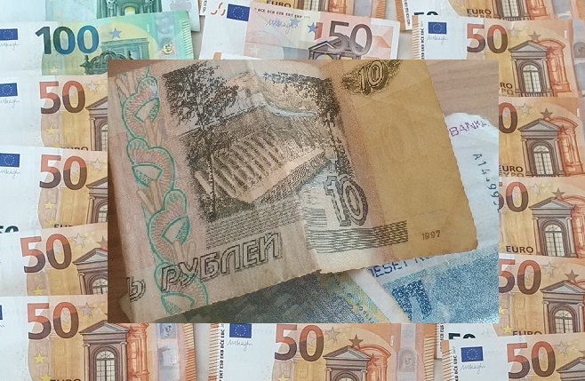 Europos Centrinis Bankas stabdo euro ir rublio santykio skelbimą