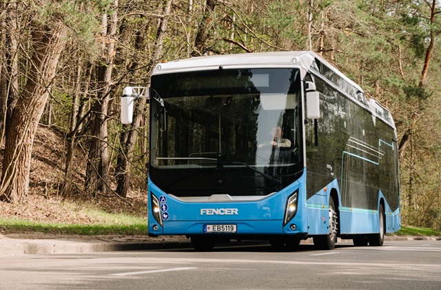 Vilniuje testuojamas naujos kartos elektrinis autobusas